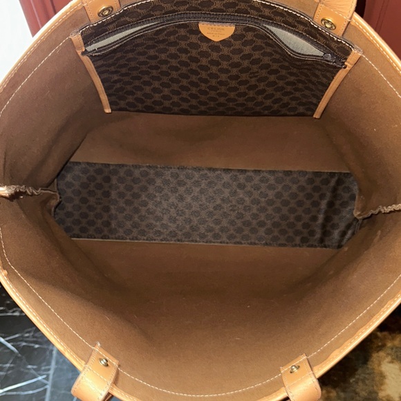 Celine Macadam tote bag-includes COA - Picture 3 of 15